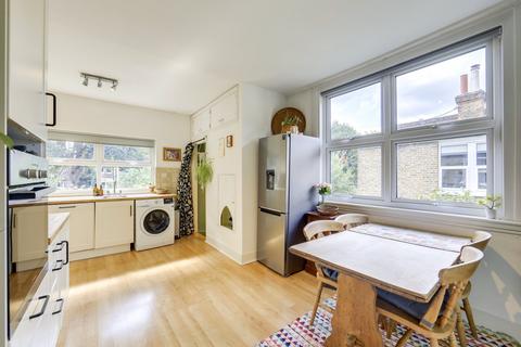 3 bedroom maisonette for sale, Davenport Road, Catford, London, SE6