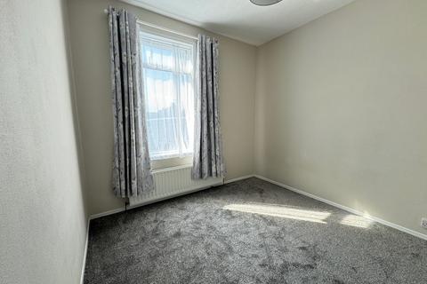 2 bedroom bungalow to rent, Embleton Avenue, Wallsend