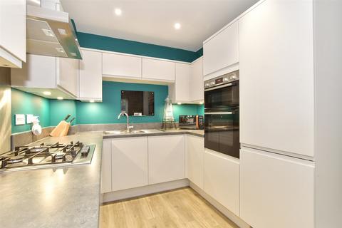 4 bedroom end of terrace house for sale, Edwin Street, Burgess Hill, West Sussex