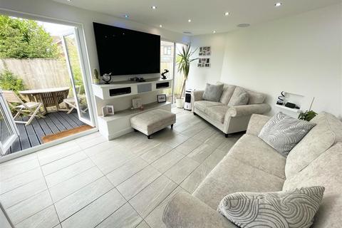 6 Ashwell Close, Swindon, SN3 1DY