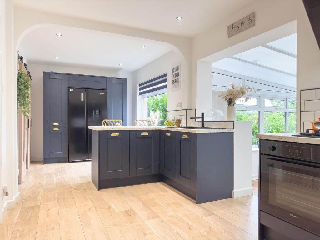 Healey Wood Road, Brighouse, HD6 3RR 3 bed semidetached house for sale