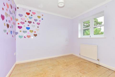 61 Barrington Crescent, Birchington, CT7 9DF