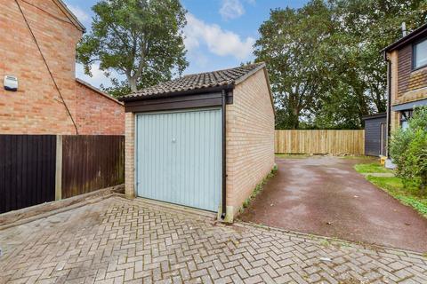 61 Barrington Crescent, Birchington, CT7 9DF