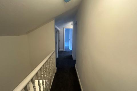 1 bedroom apartment to rent, 10a Carter Gate