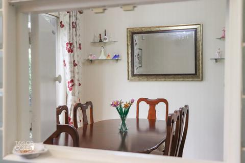 41 Arkle, Dosthill, Tamworth, B77 1NE