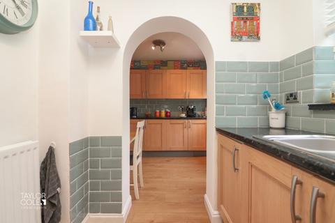 41 Arkle, Dosthill, Tamworth, B77 1NE