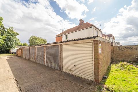 undefined, Heston Road, Hounslow