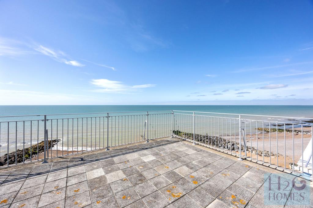 High Street, High Cliff Court, 26b-013