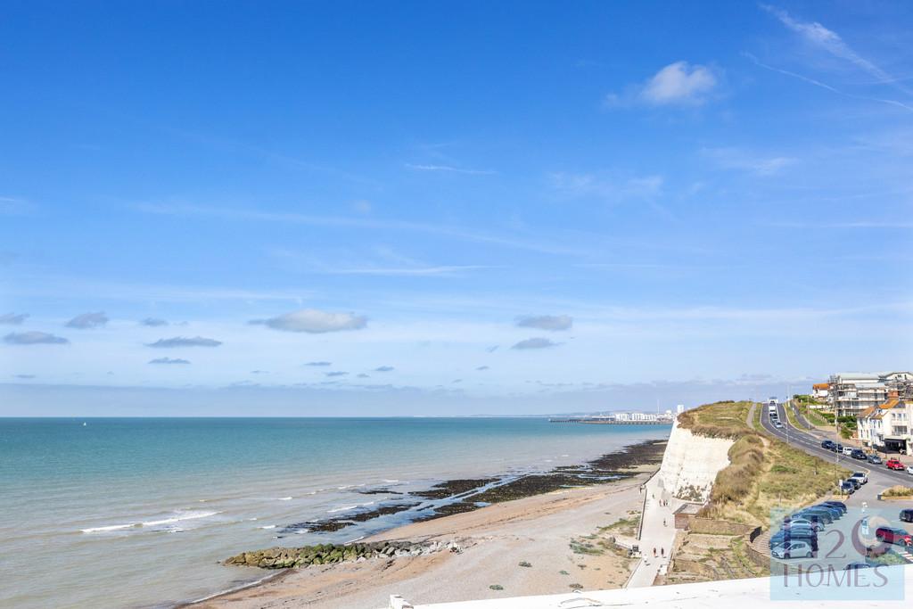 High Street, High Cliff Court, 26b-012