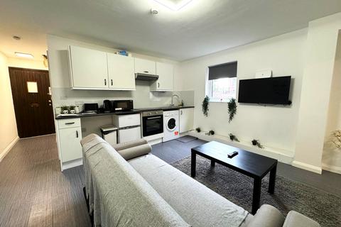 2 bedroom flat to rent, Hertford Court,Vicarage Lane, London E6