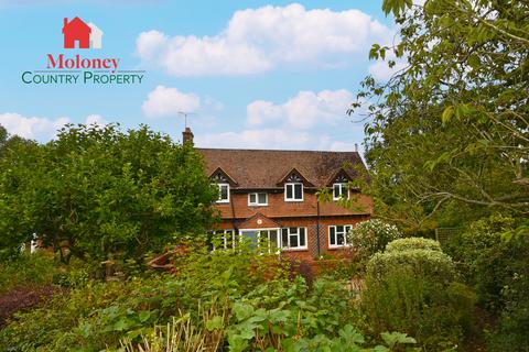 4 bedroom detached house for sale, Rural Marden, Kent TN12