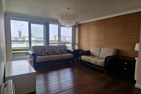 2 bedroom flat to rent, Arnhem Wharf, E14