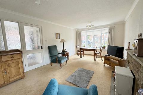 37 Wincote Close, Kenilworth, CV8 2QE
