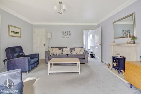 25 Archer Crescent, Tiptree, Colchester, CO5 0GS