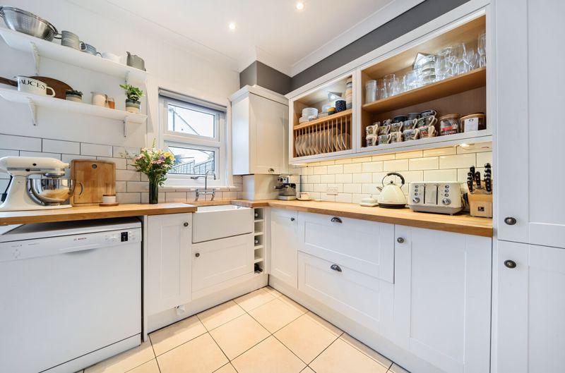 Kitchen Diner angle
