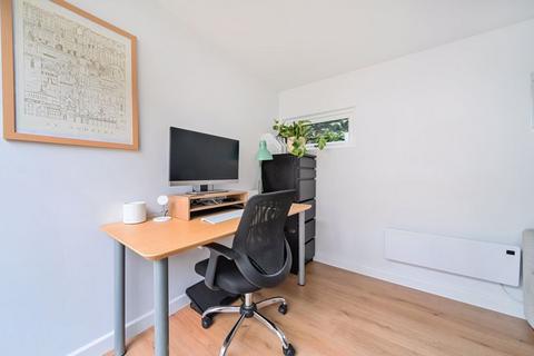 26 Reventlow Road, London, SE9 2DJ