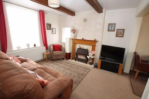 3 bedroom detached house for sale, KIRKGATE, WALTHAM