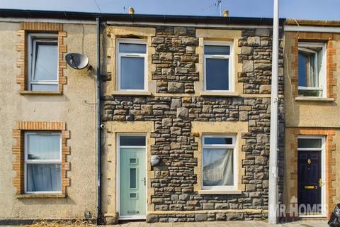 3 bedroom terraced house for sale, Tin Street, Splott, Cardiff, CF24 0HF