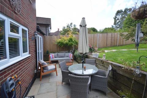 3 bedroom semi-detached house for sale, Parsons Close, Haslemere