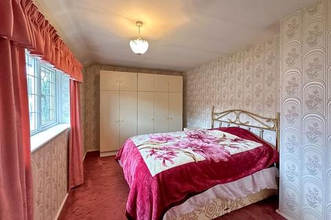 20 Browning Close, Willenhall, WV12 5JA