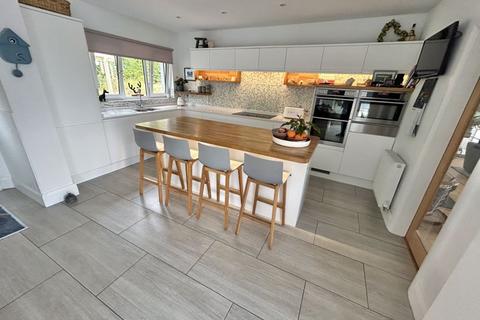 45 Albert Drive, Deganwy, Conwy, LL31 9RH