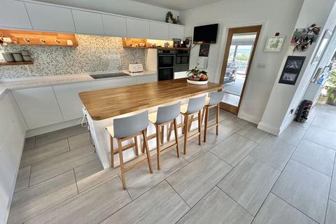 45 Albert Drive, Deganwy, Conwy, LL31 9RH