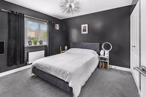 2 Briscoe Walk, Middleton, Manchester, M24 4LG