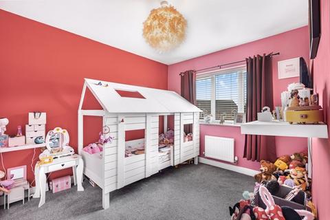 2 Briscoe Walk, Middleton, Manchester, M24 4LG