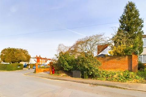 5 bedroom semi-detached house for sale, FOXON LANE, CATERHAM ON THE HILL