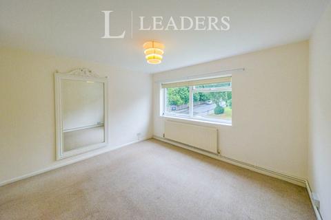 2 bedroom flat to rent, Eastbury Court