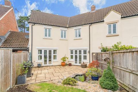 4 bedroom semi-detached house for sale, Uptons Garden, Whitminster, Stonehouse GL2