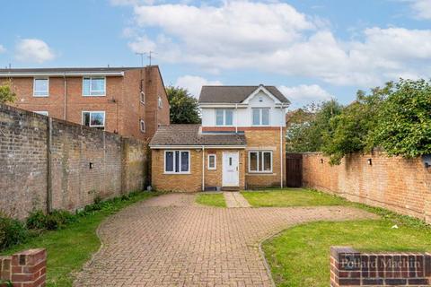 4 bedroom detached house for sale, Whitsable Place, Croydon