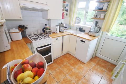 16a Goring Way, Greenford, UB6 9NL