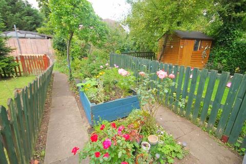 16a Goring Way, Greenford, UB6 9NL
