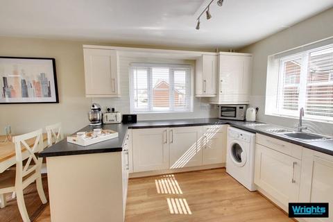 11 Swift Drive, Trowbridge, BA14 7FR