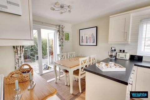 11 Swift Drive, Trowbridge, BA14 7FR