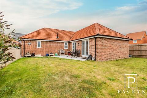 3 bedroom detached bungalow for sale, Orchard Gardens, Kirby Cross