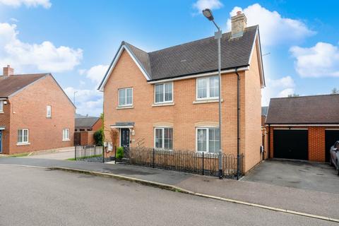 3 bedroom detached house for sale, Aylesbury HP18