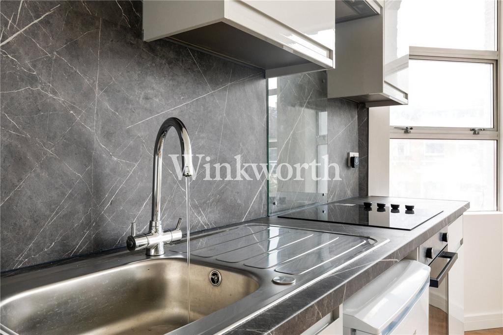 Picture No. 04