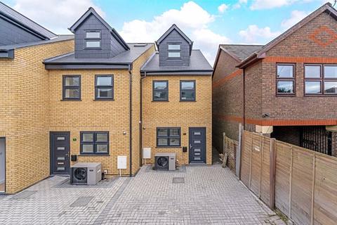 3 bedroom terraced house for sale, Palmerston Road, Sutton SM1