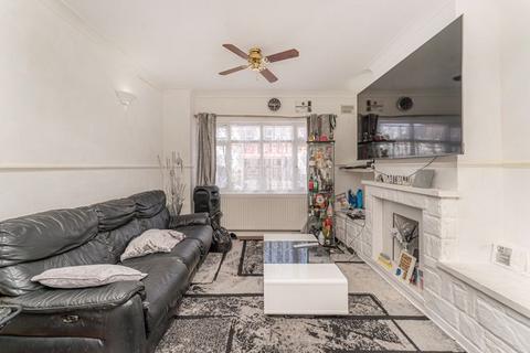 3 bedroom terraced house for sale, Montagu Road, Edmonton