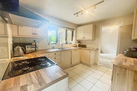 59 Maywater Close, South Croydon, CR2 0RS