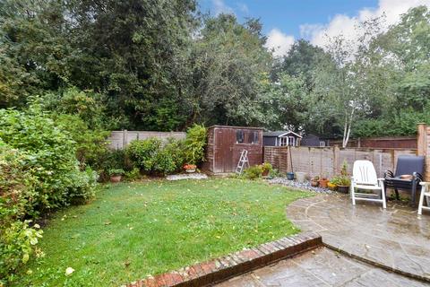 31 Greenhill, Staplehurst, Tonbridge, TN12 0SU