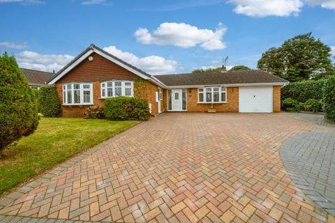 3 bedroom detached bungalow for sale, 25 Maidendale Road, Kingswinford DY6