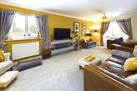 10 Baldwin Mews, Carterton, OX18 1AW