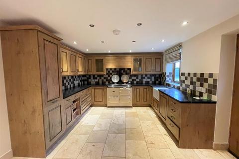 3 bedroom detached house to rent, Kilcot Inn Cottage, Kews Lane, Newent, Gloucestershire, GL18