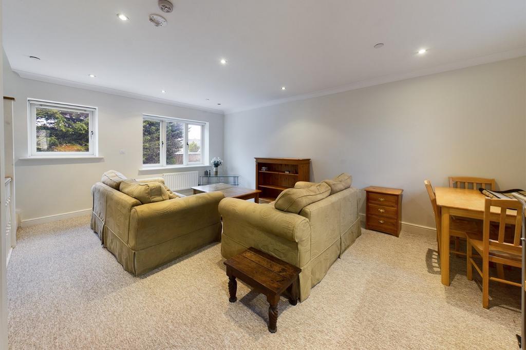 Living/Dining Room