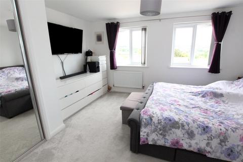 3 bedroom end of terrace house for sale, Oxleaze Way, Bristol BS39