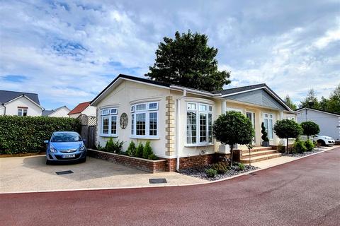 2 bedroom park home for sale, LUXURY PARK HOME, Appleacre Park, London Road, Fowlmere