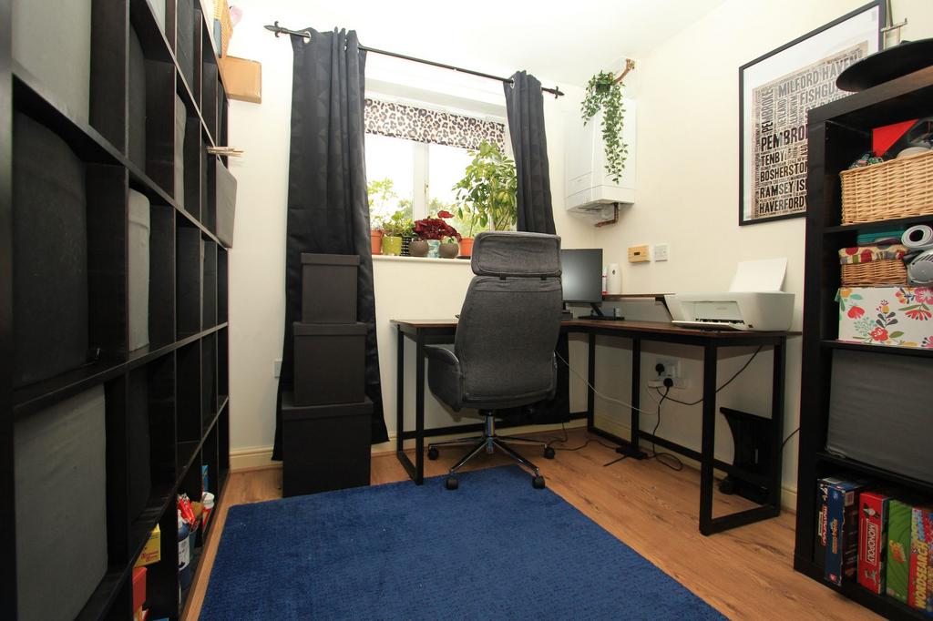 Bedroom Five/Office